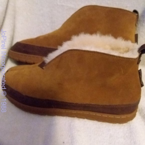Eddie Bauer Suede Shearling Boot main image 9